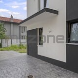 Casa cu 3 dormitoare + birou, curte si terasa generoasa – Militari
